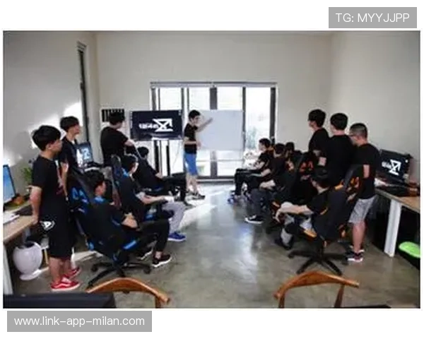 电竞战队引入数据分析辅助训练，效率提升明显