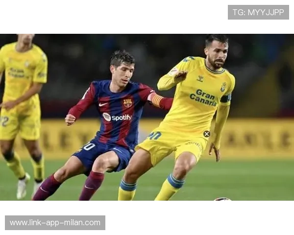 巴萨罗贝托回做助攻中路强力炮轰破门：战术美学与装备力量的完美交汇